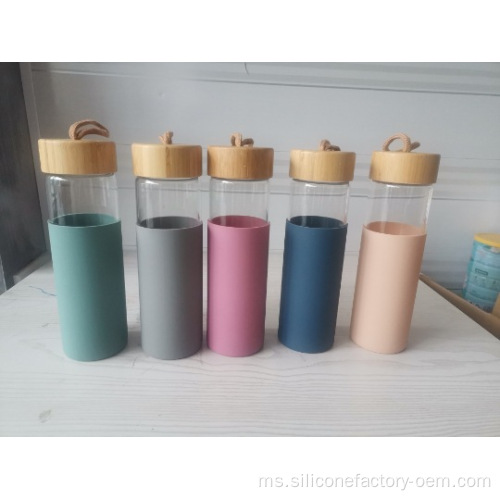 Botol kaca dengan Silicone Lengan Mengendalikan Botol Air
